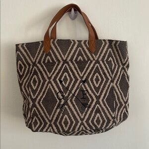 Thirty-One Gray and White Geometric Tote Bag